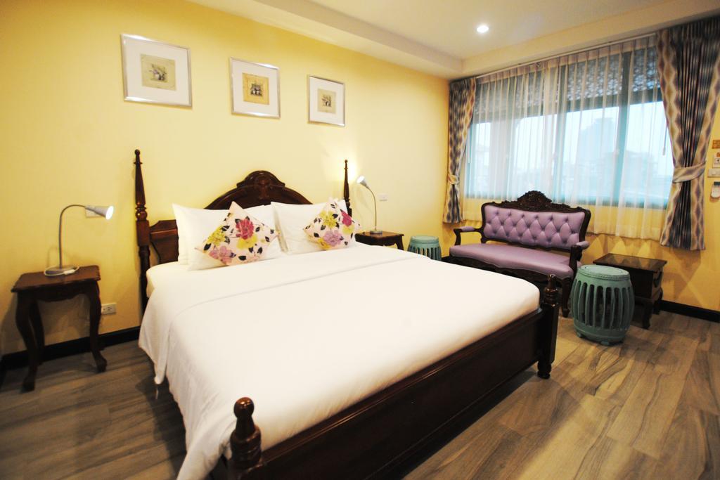 Focal Local Bed & Breakfast Bangkok Eksteriør bilde